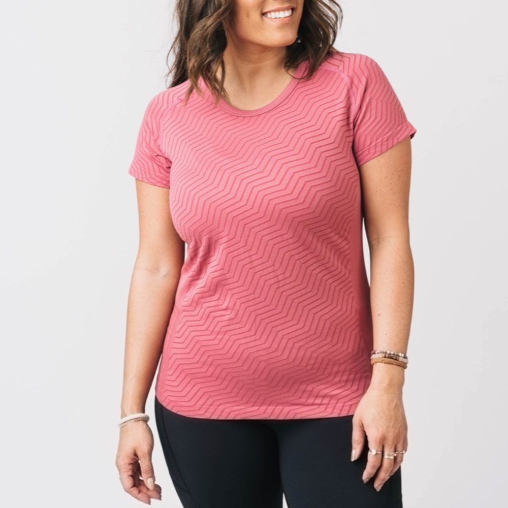 Zyia Poppy Chevron Short Sleeve